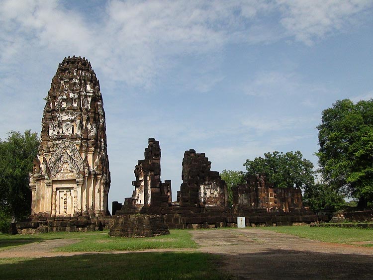 Khmer-style Prang at Wat Phra Phai Luang, Sukhothai