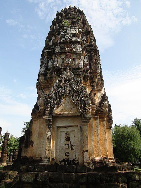 Prang at Wat Phra Phai Luang, Sukhothai